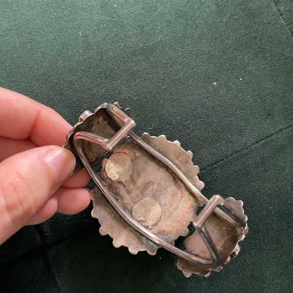 Vintage Zuni Blossom cuff - Picture 5 of 6
